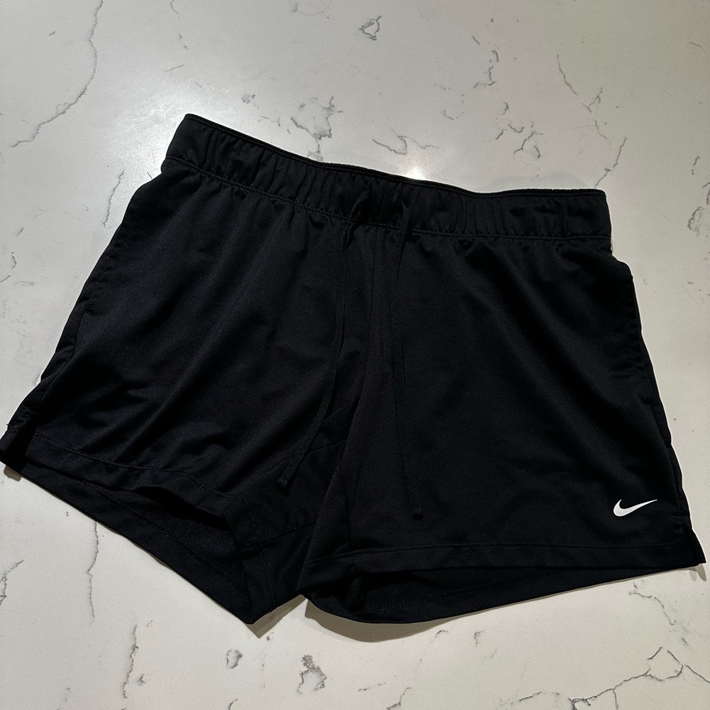 Women’s Medium black Nike running shorts in like new condition
